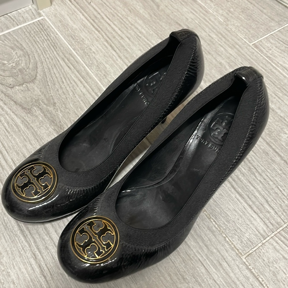 Tory Burch, patent leather heel, size 6 gently used